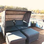 Villa Hausboot Elandi *