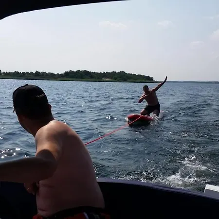 빌라 Hausboot Elandi 비터펠드 울펜