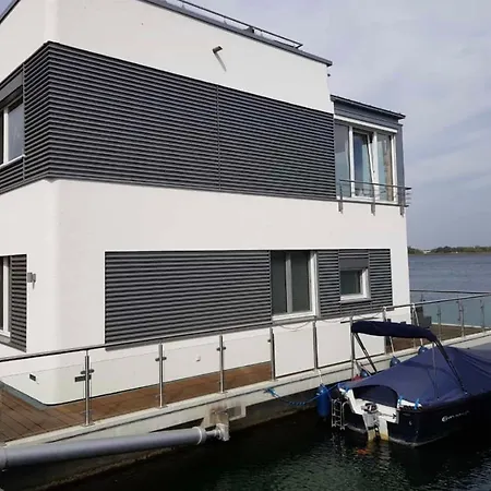 Hausboot Elandi *