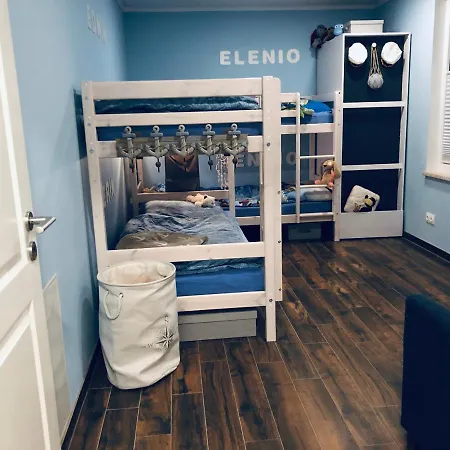 Hausboot Elandi Villa