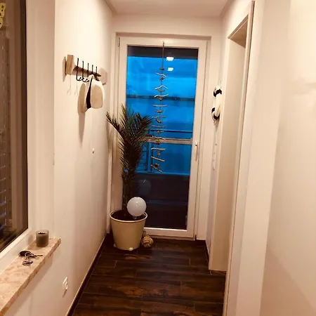 빌라 Hausboot Elandi *