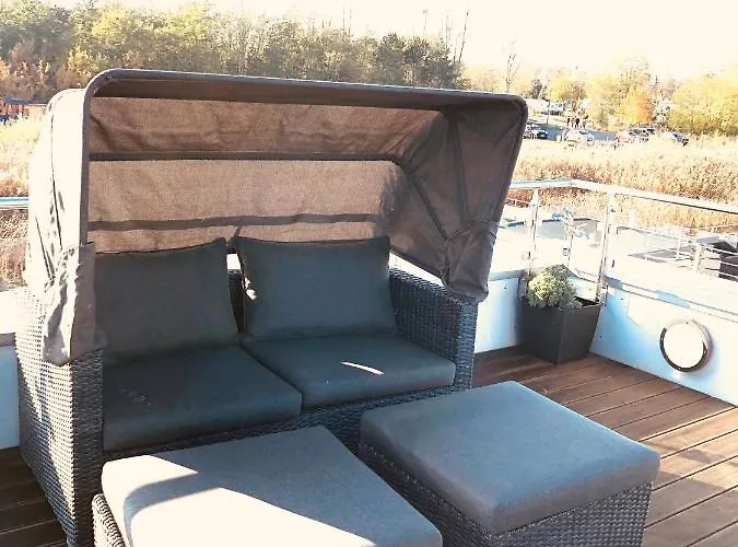 Вилла Hausboot Elandi *