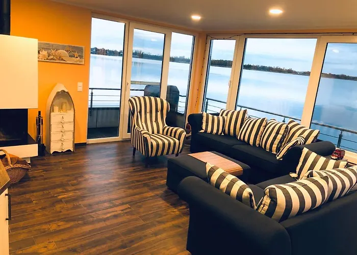 Hausboot Elandi Bitterfeld-Wolfen