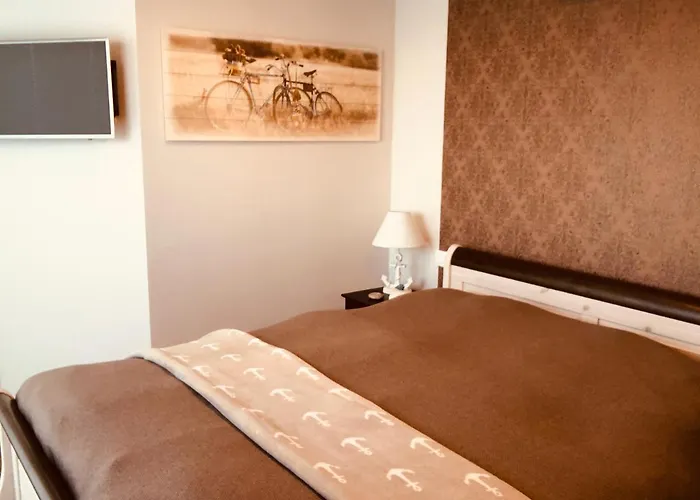 Вилла Hausboot Elandi Bitterfeld-Wolfen